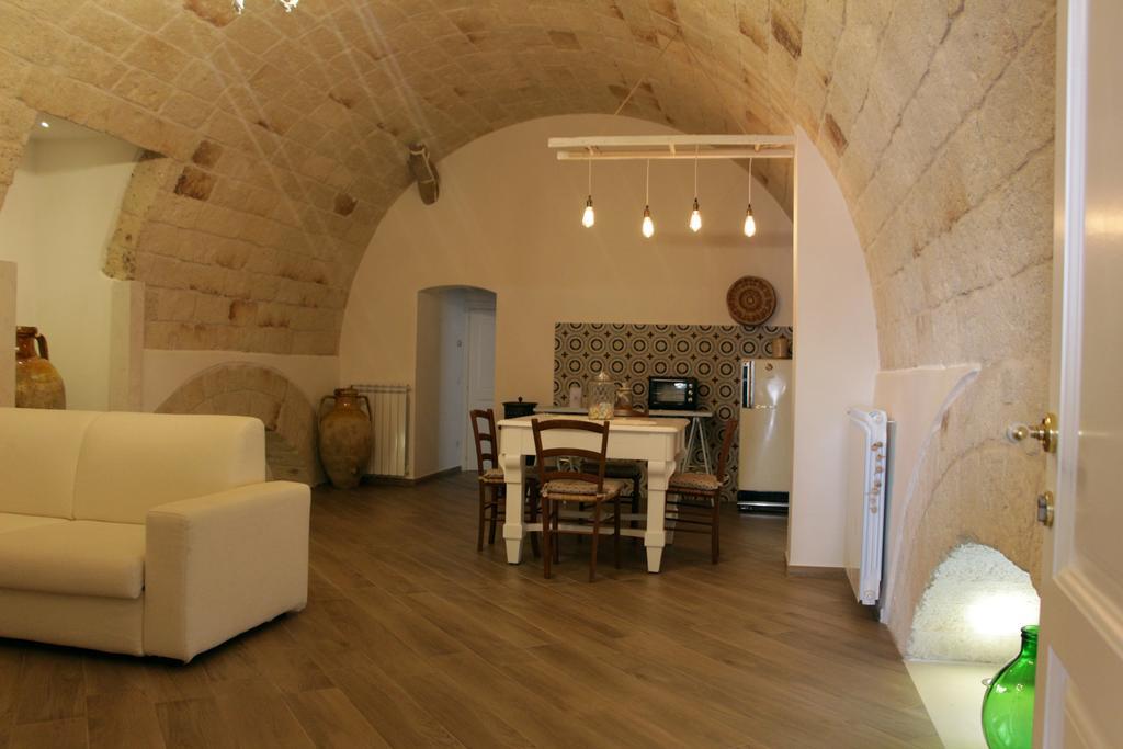 Palazzo Manfredi - Bed And Breakfast Monopoli Eksteriør bilde